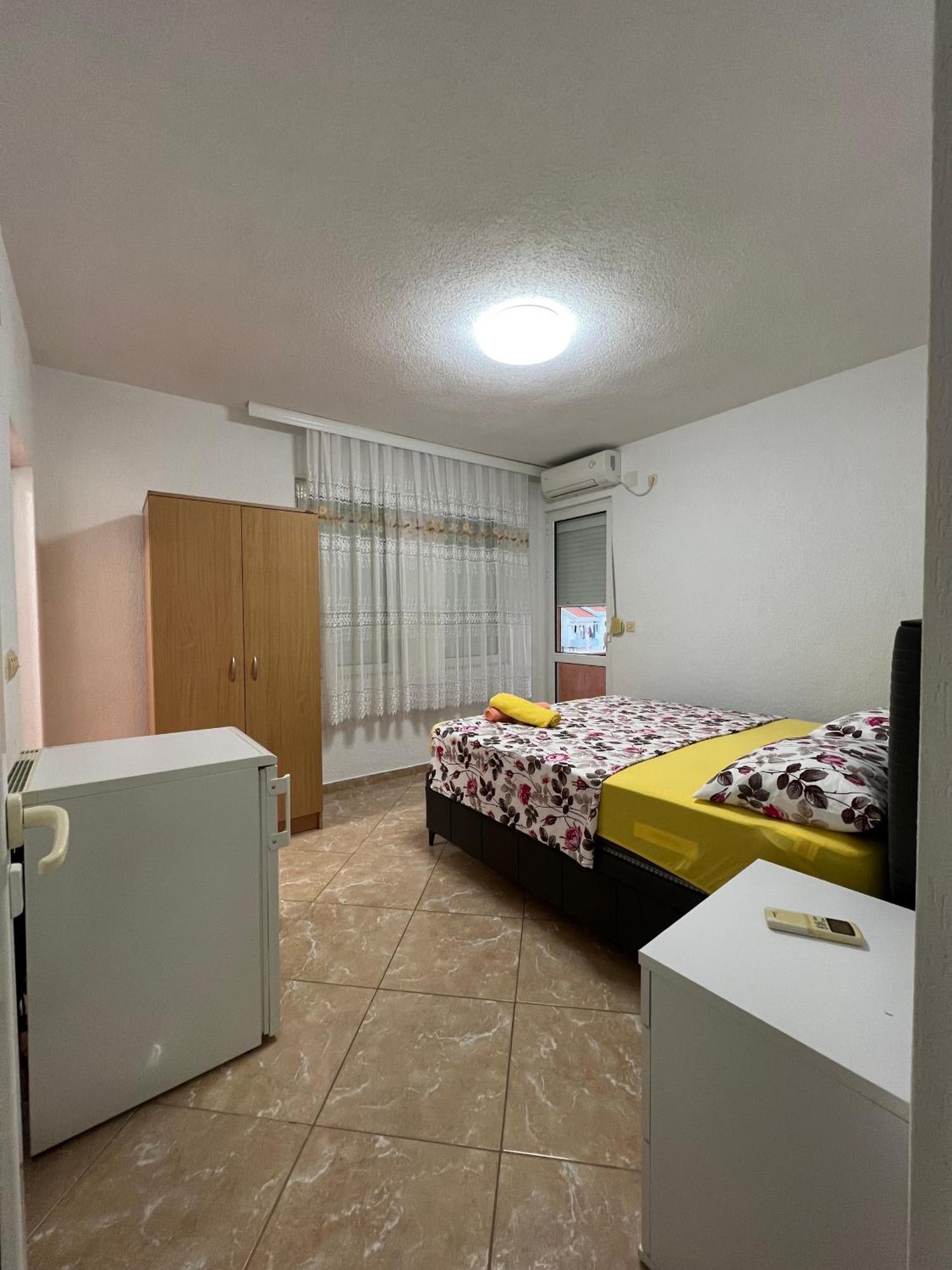 Apartments Zalli Ulcinj Exterior photo